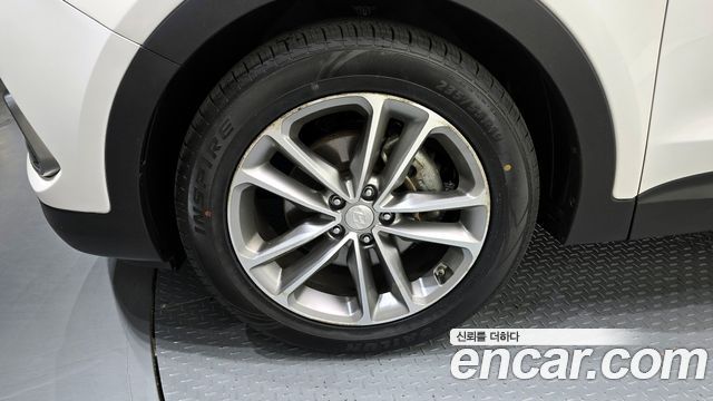 Hyundai Santafe 2016 — photo 5