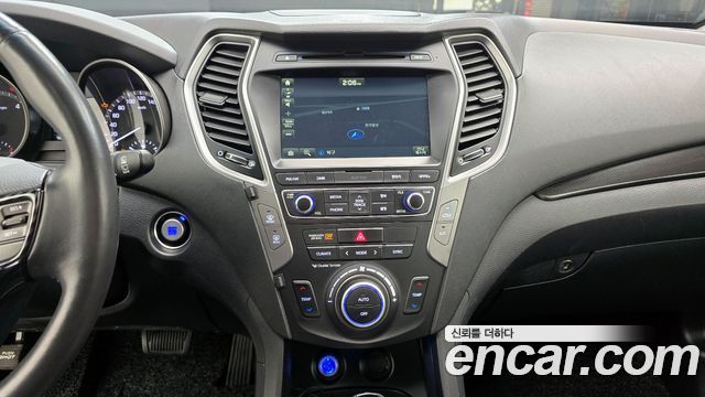 Hyundai Santafe 2016 — photo 14