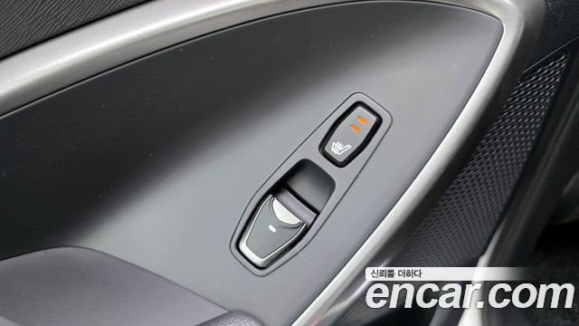 Hyundai Santafe 2016 — photo 18