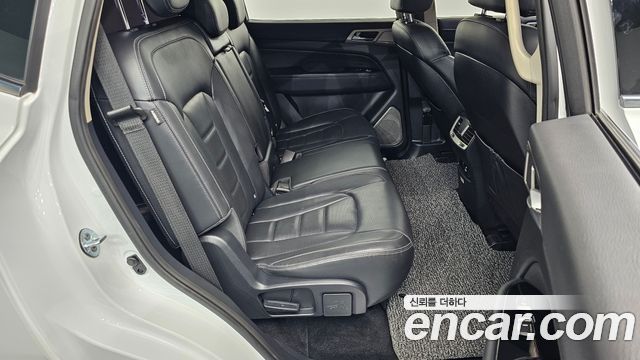 KG Mobility Rexton 2018 — photo 17