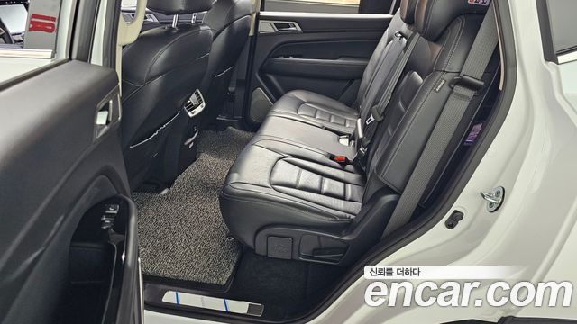 KG Mobility Rexton 2018 — photo 18