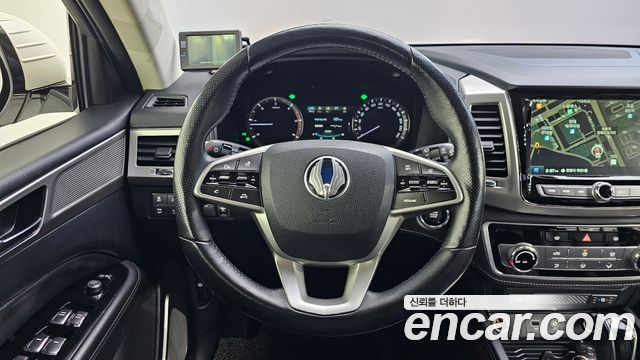KG Mobility Rexton 2018 — photo 20