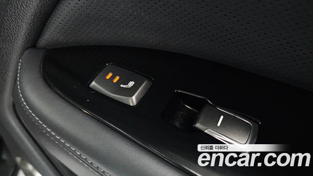 KG Mobility Rexton 2018 — photo 24