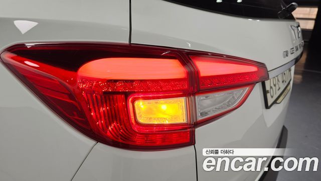 KG Mobility Rexton 2018 — photo 9