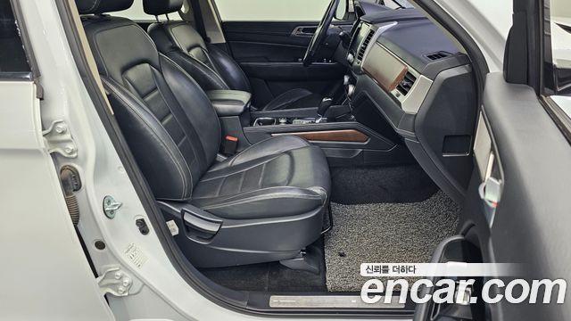 KG Mobility Rexton 2018 — photo 16