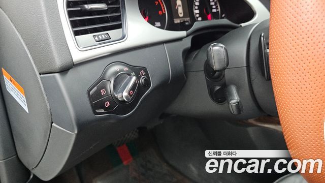 Audi A4 2012 — photo 15
