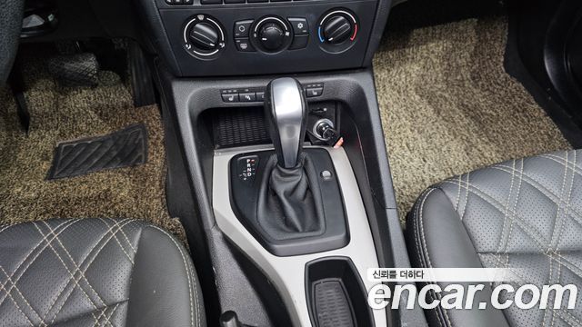 BMW X1 2010 — photo 9