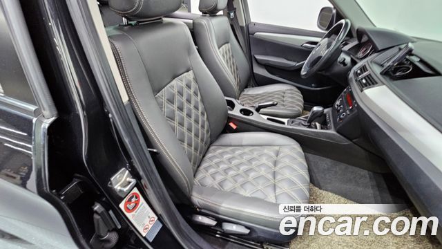 BMW X1 2010 — photo 17