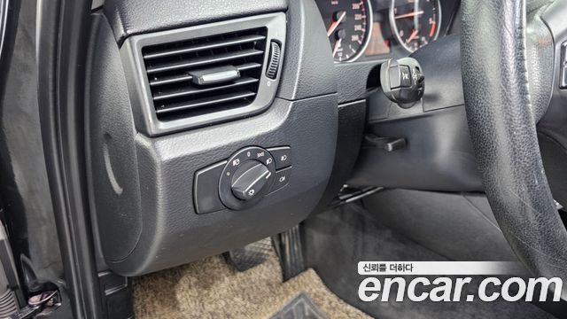 BMW X1 2010 — photo 19
