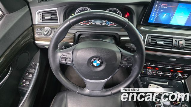 BMW Gran Turismo 2016 — photo 13