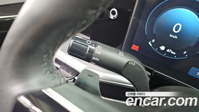 Hyundai Grandeur 2023 — photo 28