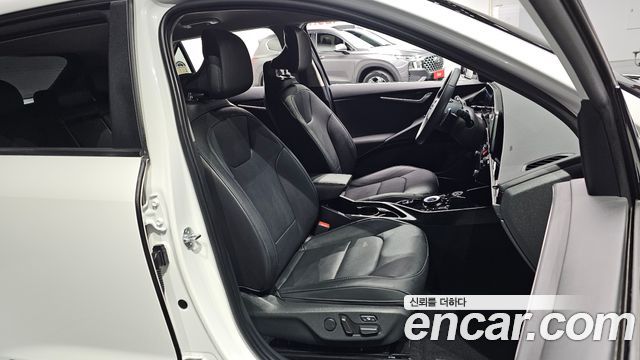 Kia Niro 2024 — photo 10
