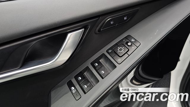 Kia Niro 2024 — photo 12