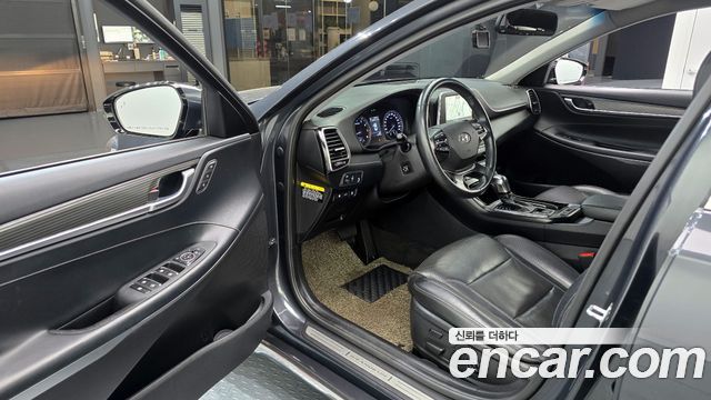Hyundai Grandeur 2017 — photo 13
