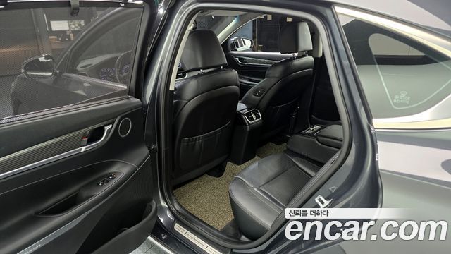 Hyundai Grandeur 2017 — photo 18