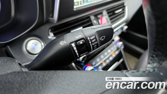 Hyundai Grandeur 2017 — photo 24