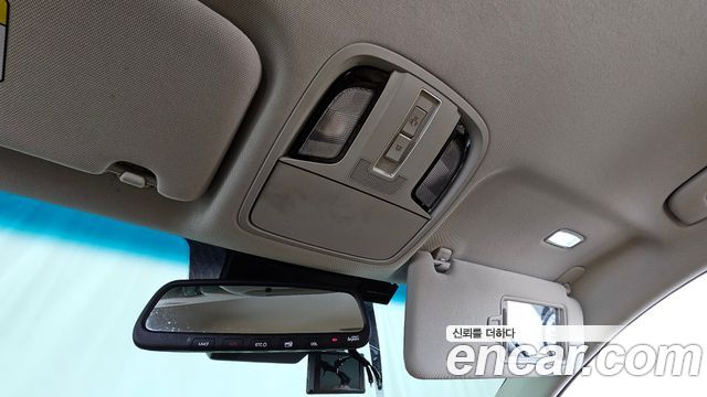 Kia K7 2020 — photo 23