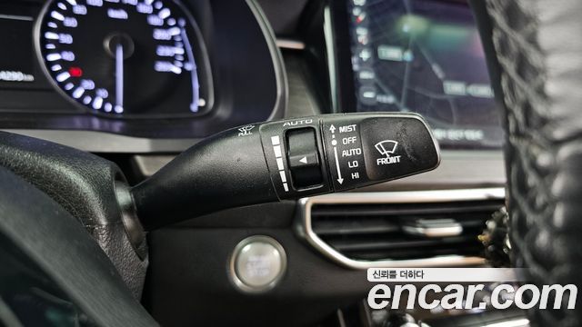 Kia K7 2020 — photo 24