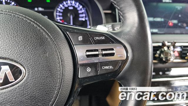 Kia K7 2020 — photo 29