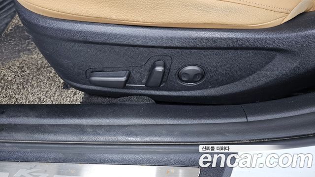 Kia K7 2020 — photo 31