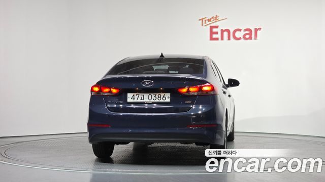 Hyundai AVANTE 2016 — photo 4