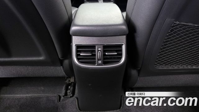 Hyundai AVANTE 2016 — photo 25