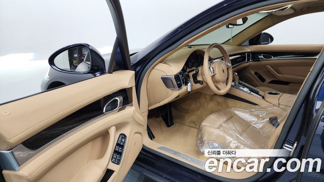Porsche Panamera 2016 — photo 13