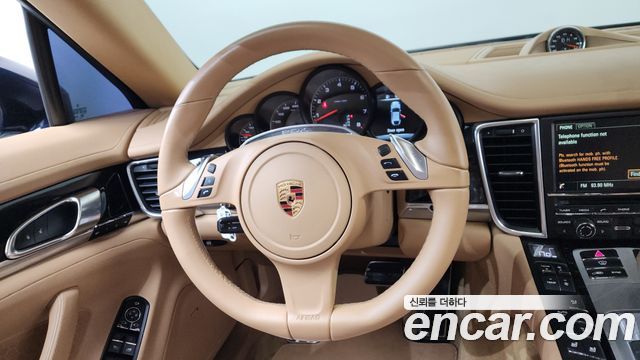 Porsche Panamera 2016 — photo 18