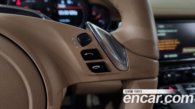 Porsche Panamera 2016 — photo 22