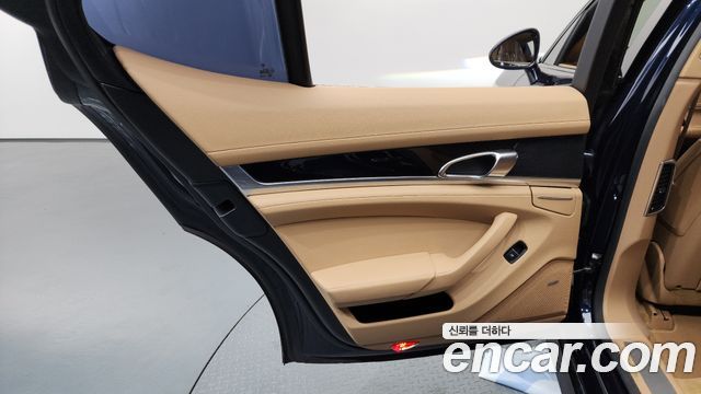 Porsche Panamera 2016 — photo 15