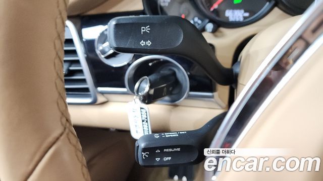 Porsche Panamera 2016 — photo 37