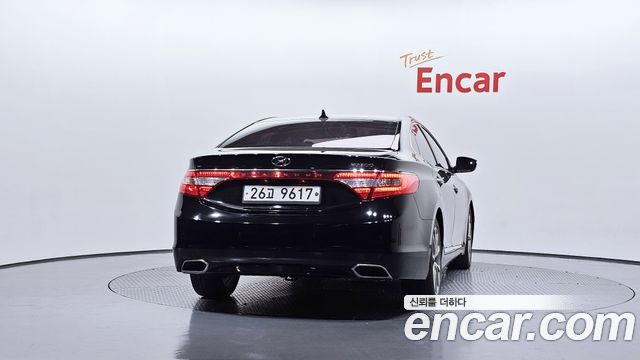 Hyundai Grandeur 2015 — photo 4