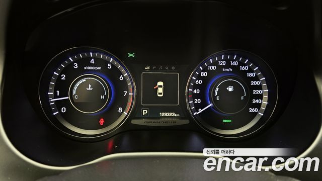 Hyundai Grandeur 2015 — photo 8