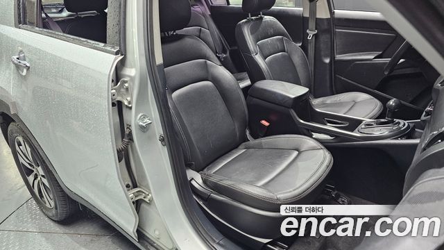 Kia Sportage 2013 — photo 17