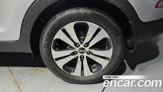 Kia Sportage 2013 — photo 7