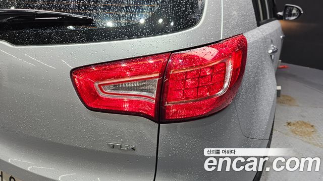 Kia Sportage 2013 — photo 9