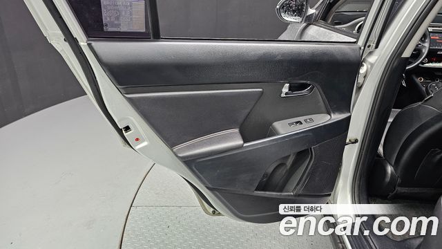 Kia Sportage 2013 — photo 15