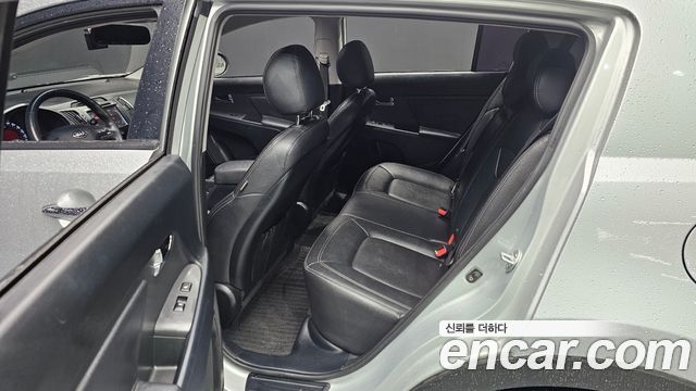 Kia Sportage 2013 — photo 16