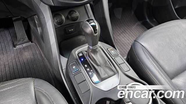 Hyundai Santafe 2015 — photo 9