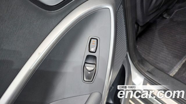 Hyundai Santafe 2015 — photo 19