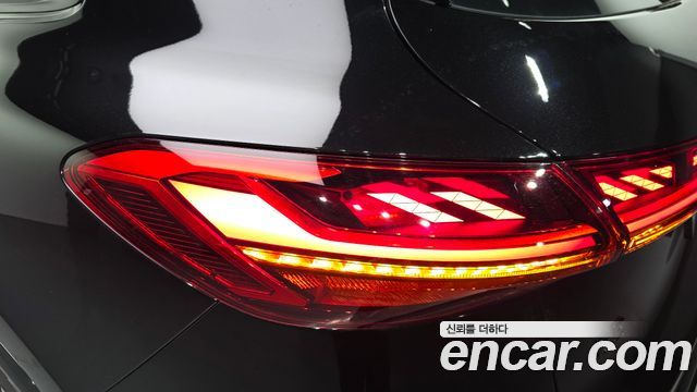 Audi Q5 2025 — photo 9
