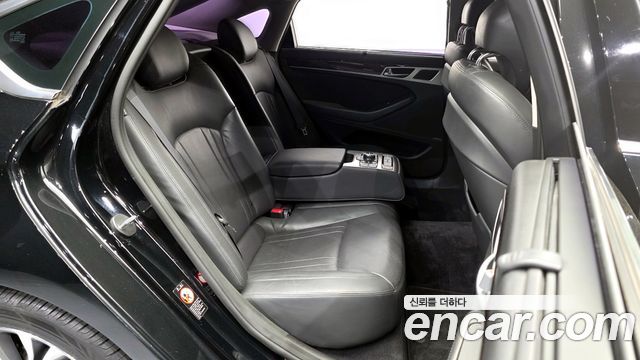 Hyundai Genesis 2015 — photo 17