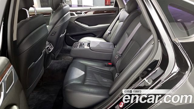 Hyundai Genesis 2015 — photo 18