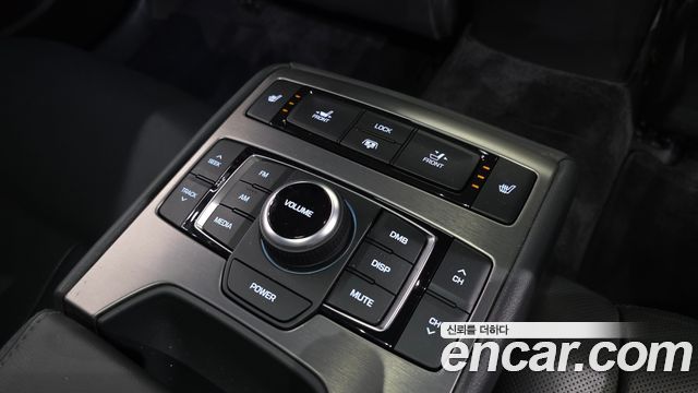 Hyundai Genesis 2015 — photo 27