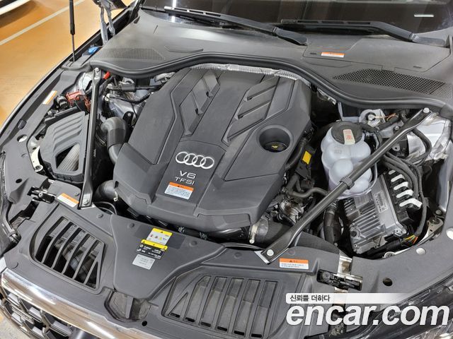 Audi A8 2023 — photo 6
