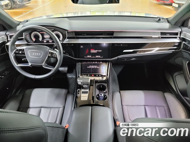 Audi A8 2023 — photo 7