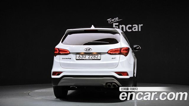 Hyundai Santafe 2018 — photo 4
