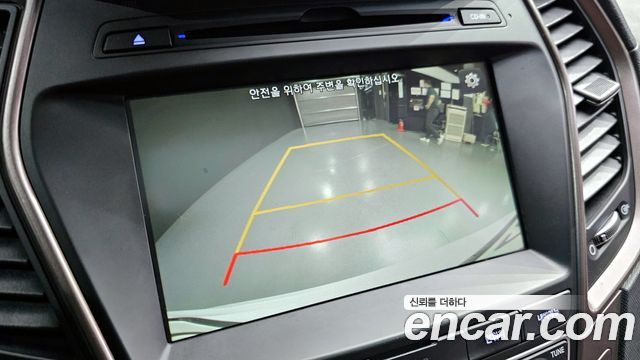 Hyundai Santafe 2018 — photo 14