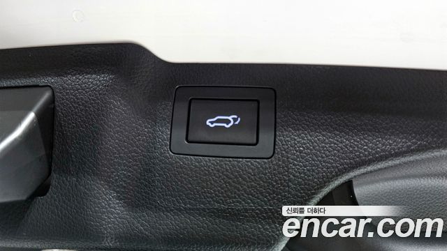 Hyundai Santafe 2018 — photo 18