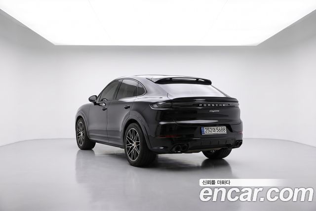 Porsche Cayenne 2024 — photo 8